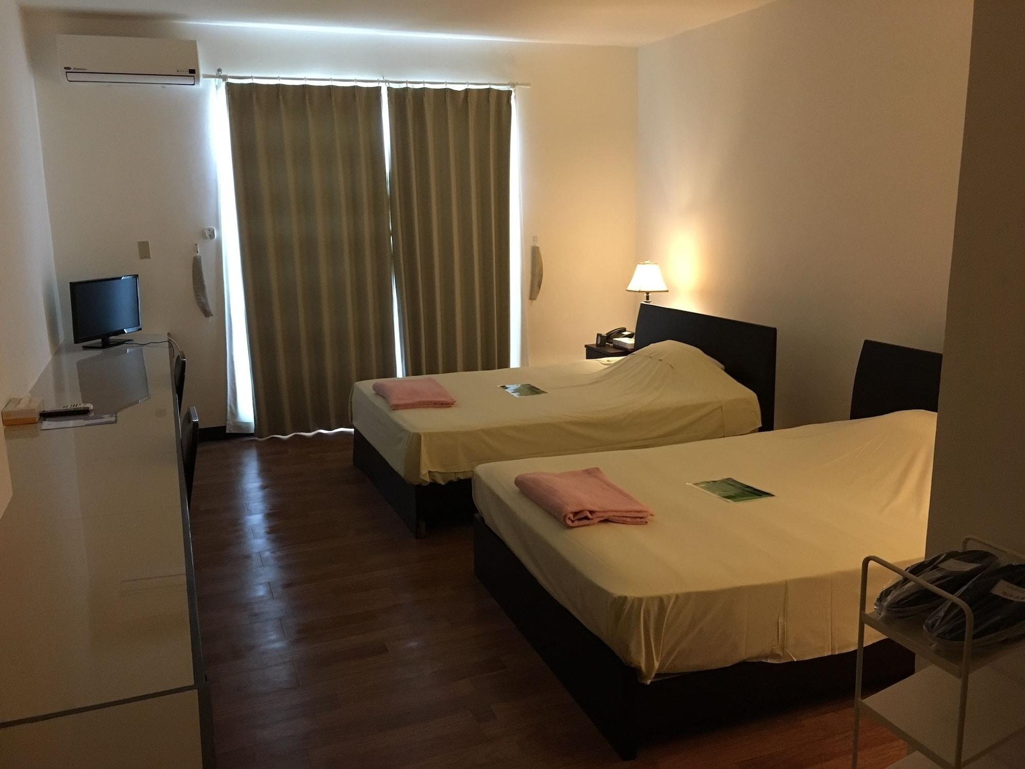 Himawari Hotel Гарапан Екстериор снимка