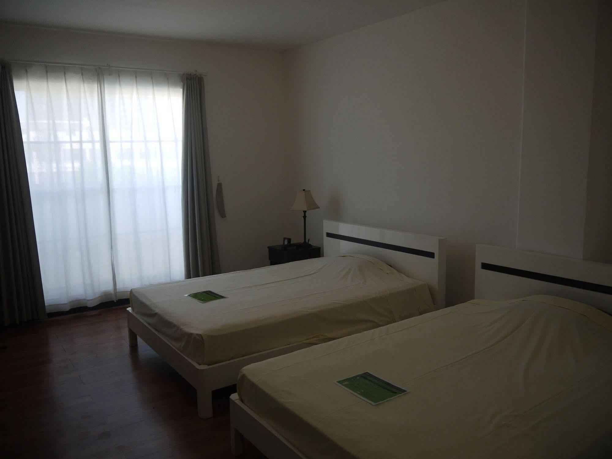 Himawari Hotel Гарапан Екстериор снимка