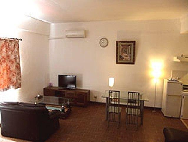 Himawari Hotel Гарапан Стая снимка